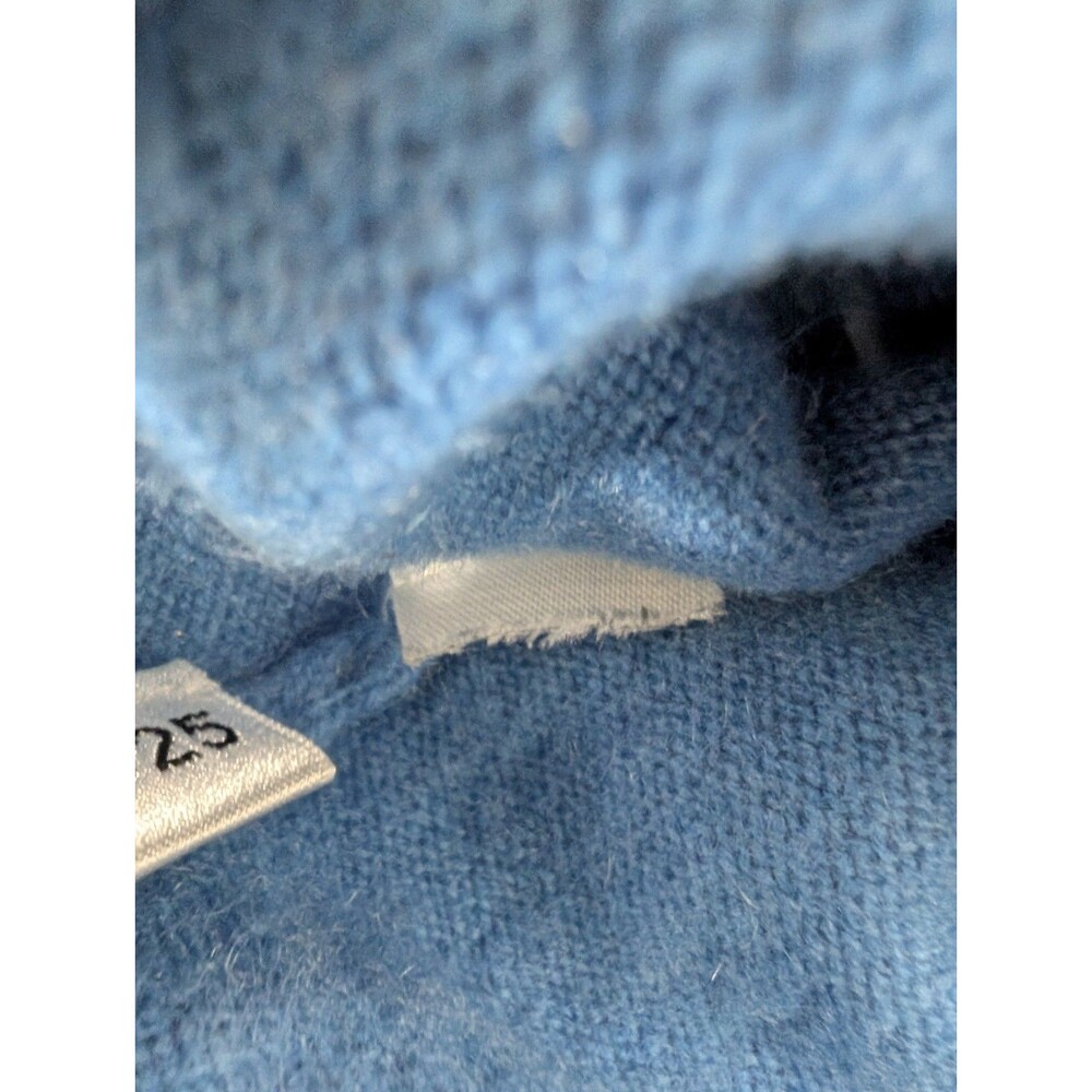 Designer Sweaters (4) Small Soft And Cozy Fabrics Cashmere Etc **Flaw** - Picture 5 of 16